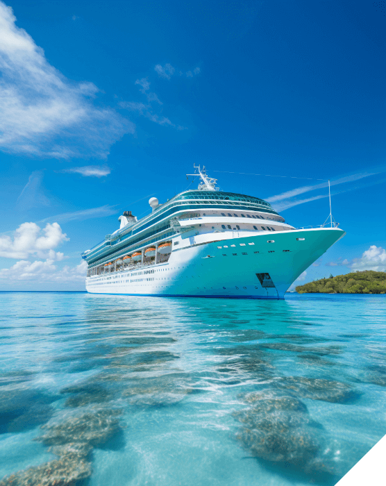 Viajes en familia. Experiencias diferentes. Crucero sobre aguas turquesas en un día soleado